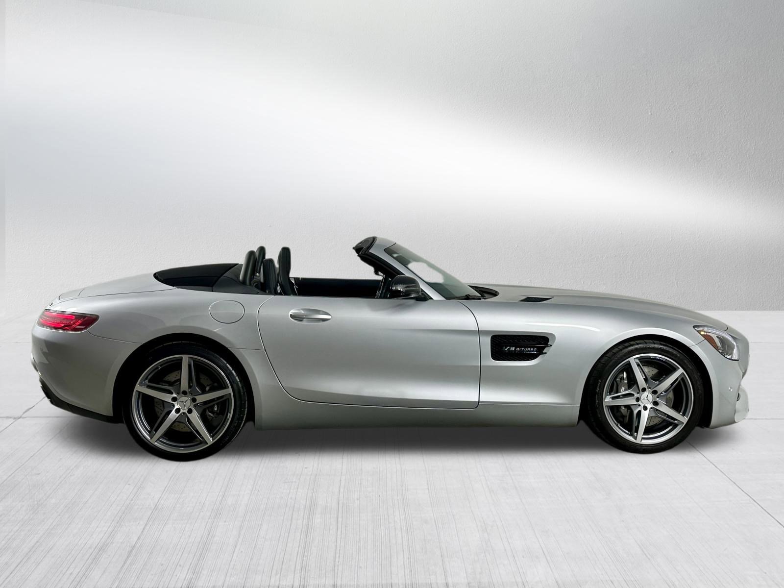 Used 2019 Mercedes-Benz AMG GT Roadster image 8