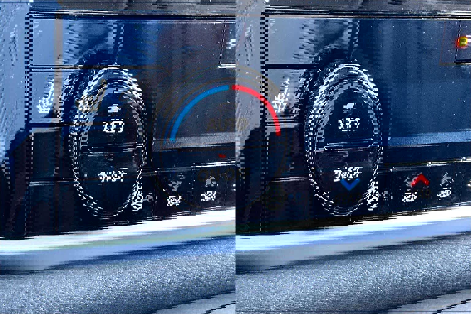 New 2026 Nissan Rogue Platinum image 19