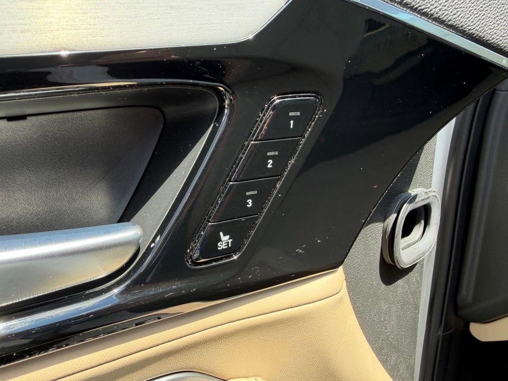 Certified 2026 Acura MDX SH-AWD w/ Technology Package image 16