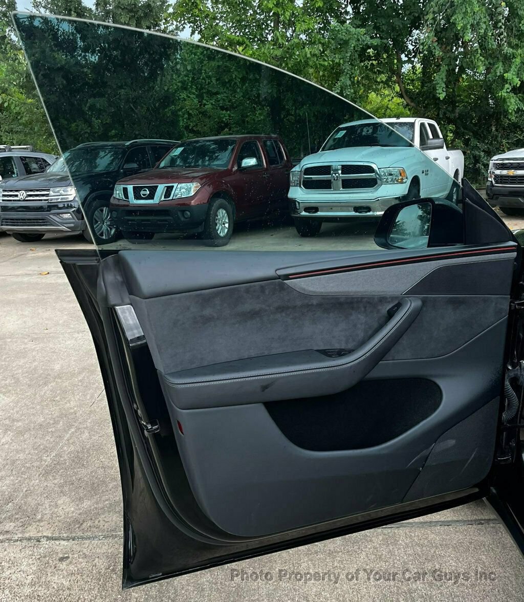 Used 2026 Tesla Model Y Long Range RWD image 28