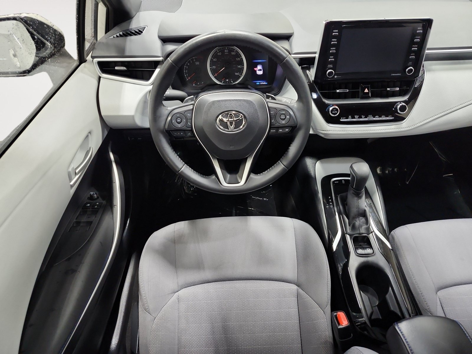 Used 2021 Toyota Corolla SE FWD image 11