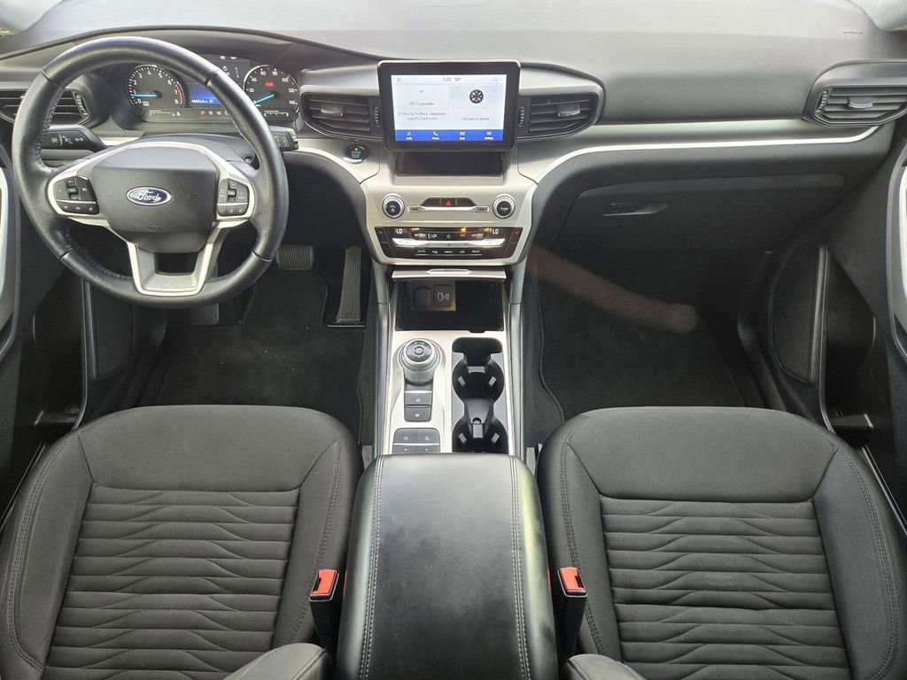 Used 2021 Ford Explorer XLT image 23