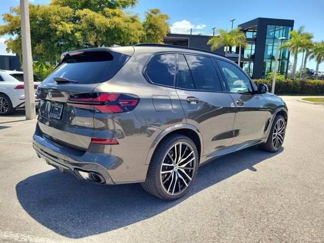 Used 2024 BMW X5 sDrive40i w/ M Sport Package RWD image 7