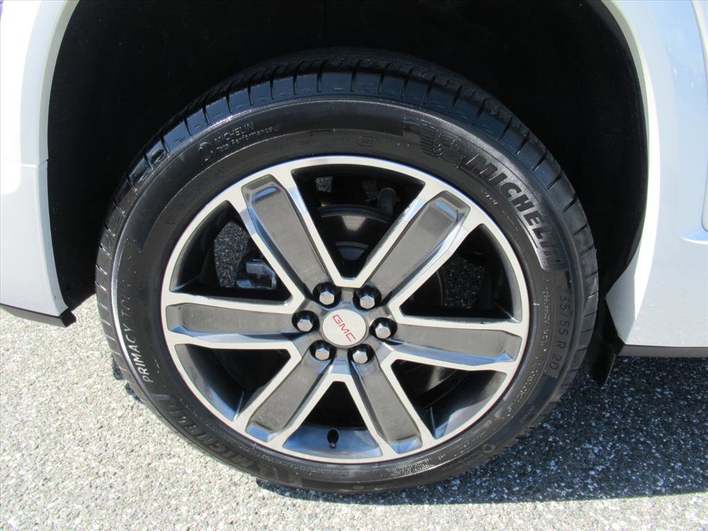 Used 2017 GMC Acadia Denali image 8