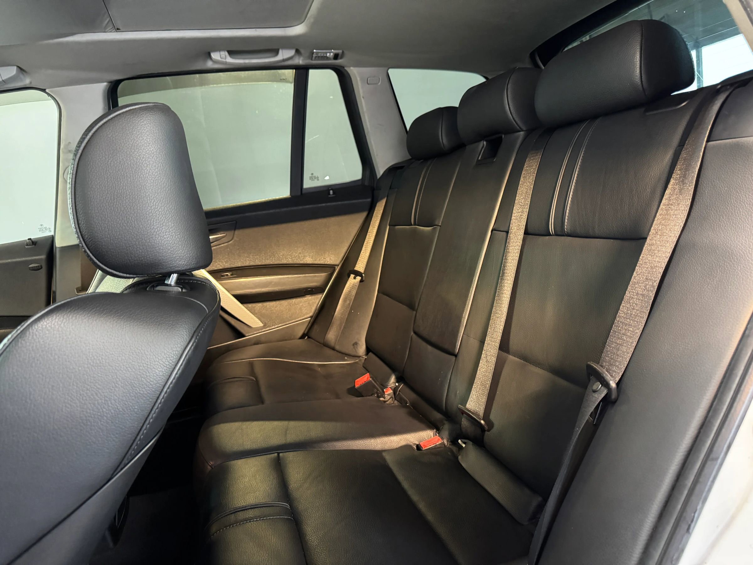 Used 2006 BMW X3 3.0i image 23