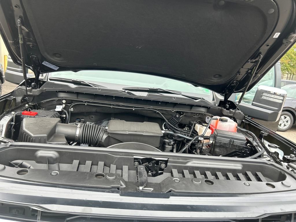 New 2026 GMC Sierra 2500 SLT w/ SLT Premium Package image 10