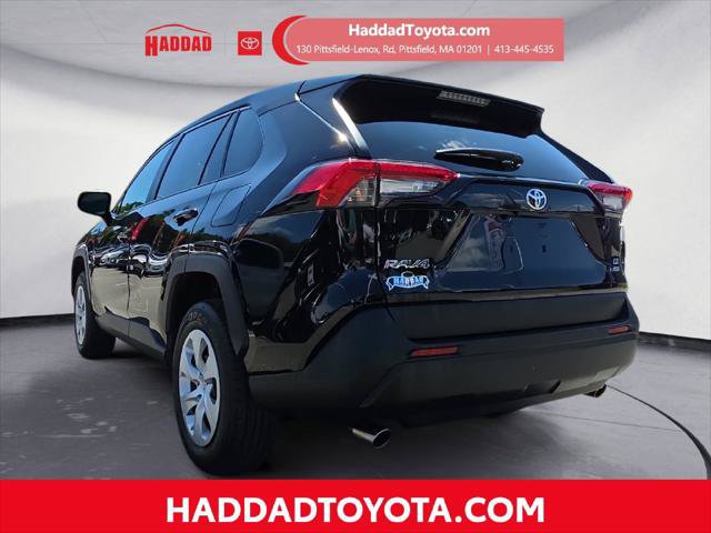 Certified 2024 Toyota RAV4 LE AWD/4WD image 3