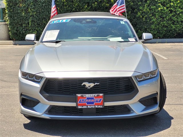 Used 2024 Ford Mustang Premium image 3