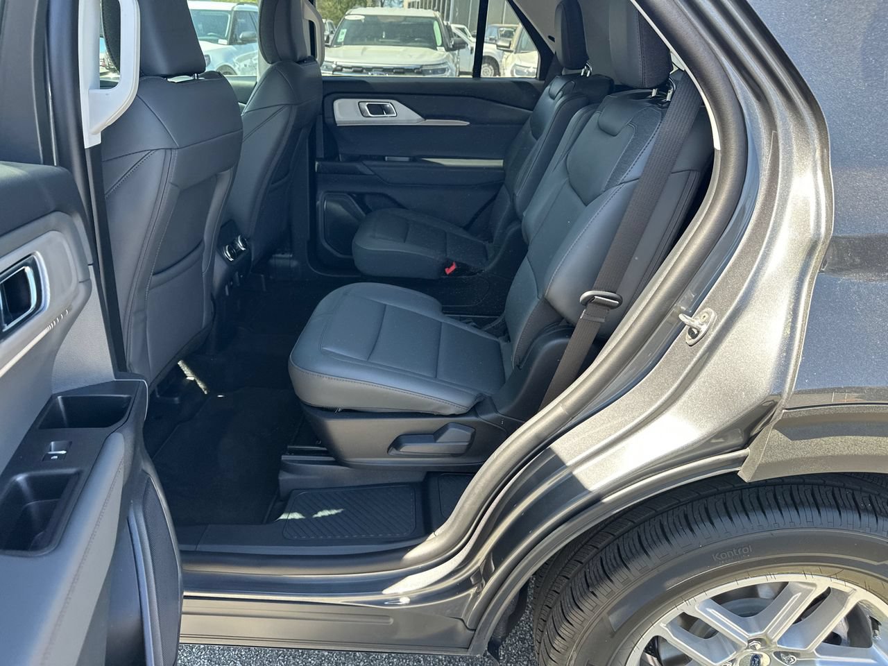New 2026 Ford Explorer Active w/ Active Comfort Package RWD image 21