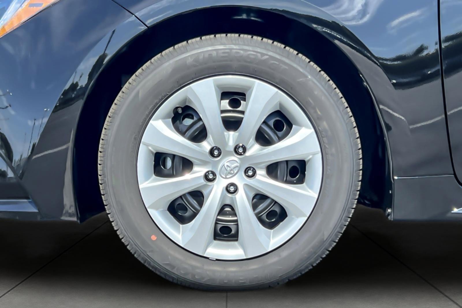 New 2025 Toyota Corolla LE FWD image 23