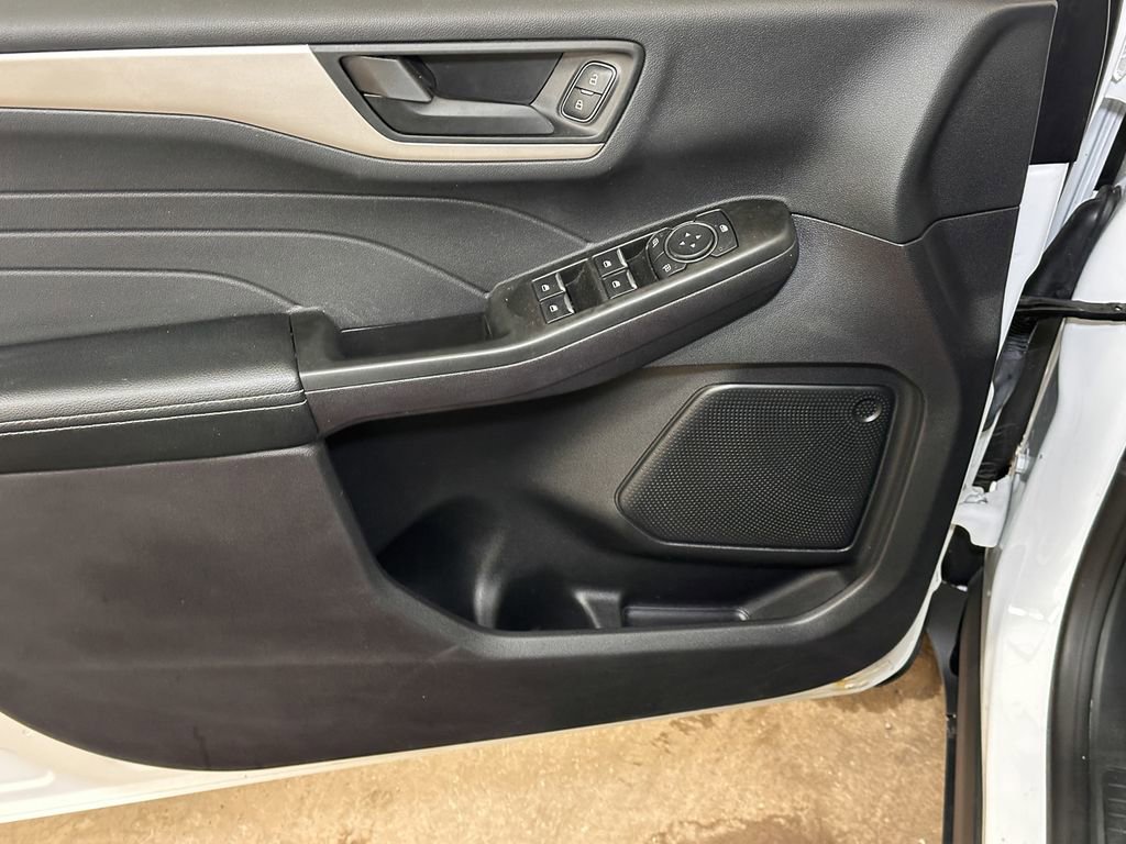 Certified 2022 Ford Escape SE w/ Convenience Package image 24