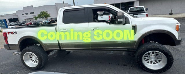 Used 2017 Ford F250 King Ranch w/ King Ranch Ultimate Package AWD/4WD image 4