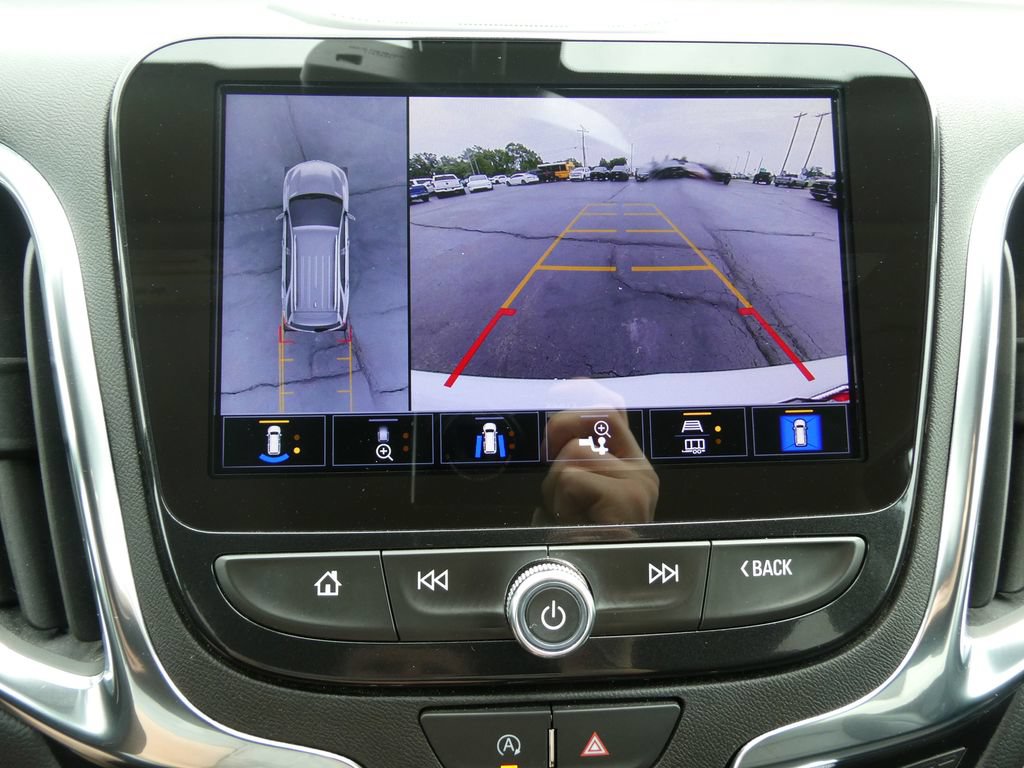 Certified 2024 Chevrolet Equinox Premier AWD/4WD image 33