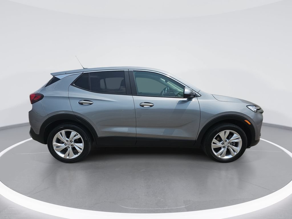 Certified 2024 Buick Encore GX Preferred w/ Comfort Package FWD image 2