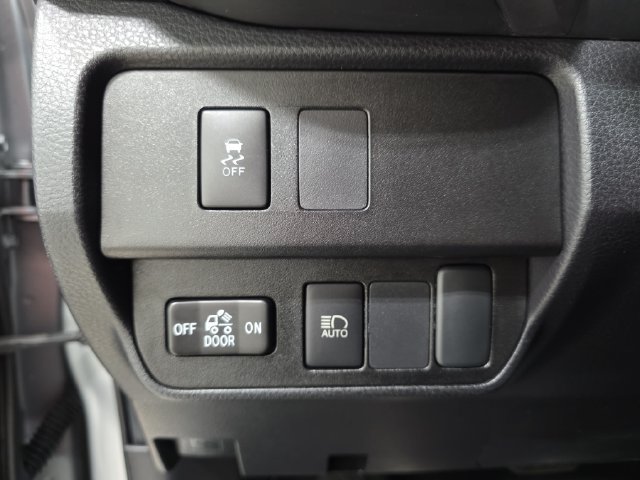 Certified 2023 Toyota Tacoma SR5 AWD/4WD image 21