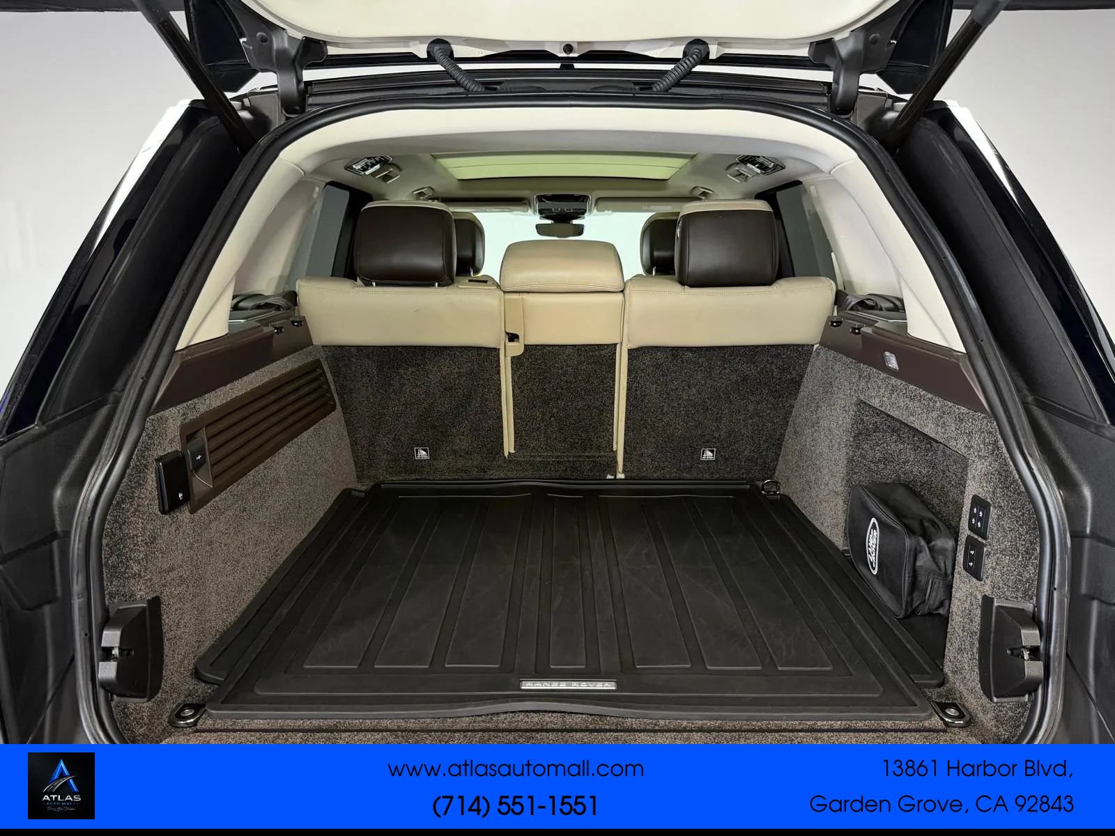 Used 2018 Land Rover Range Rover Supercharged AWD/4WD image 13