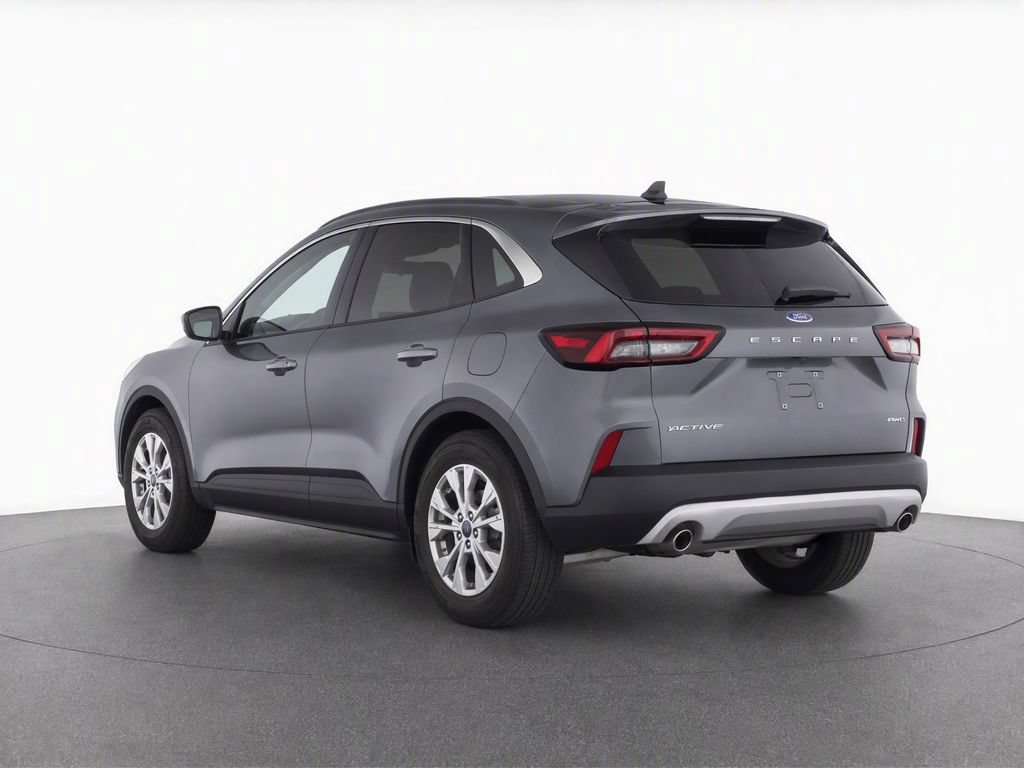 Used 2024 Ford Escape Active AWD/4WD image 4