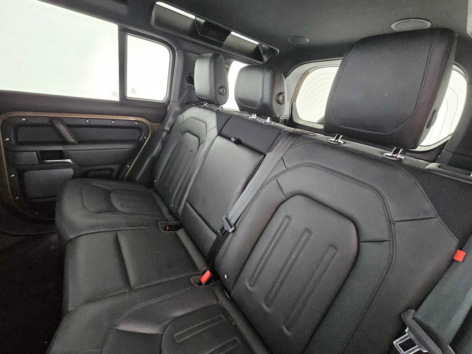 Used 2020 Land Rover Defender 110 X AWD/4WD image 17