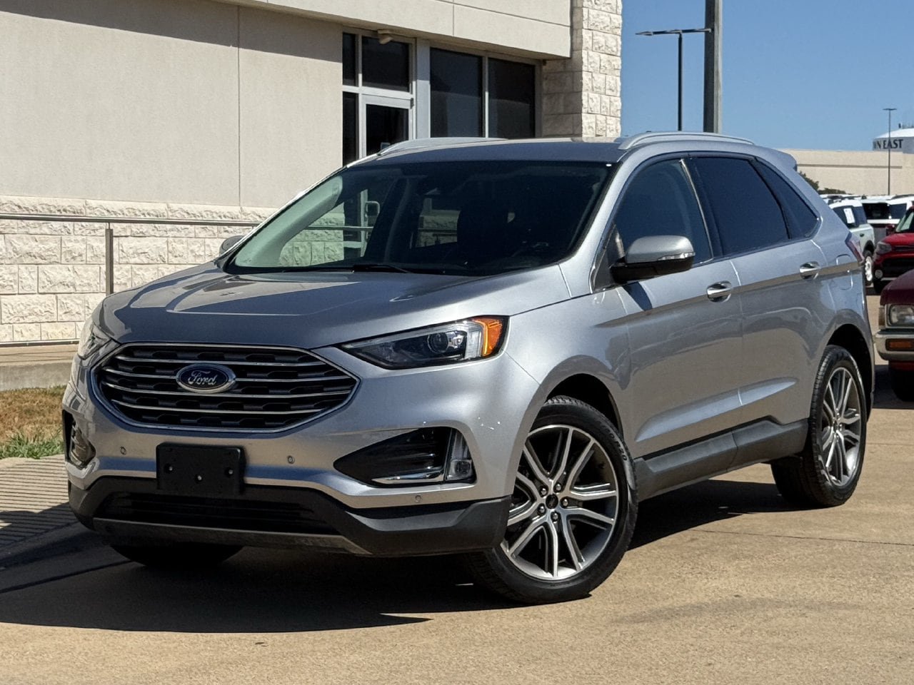 Certified 2023 Ford Edge Titanium AWD/4WD image 2