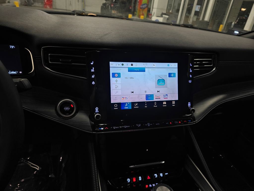 Certified 2024 Jeep Wagoneer L Series II image 22