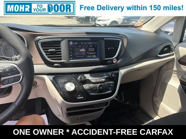 Used 2023 Chrysler Voyager LX FWD image 28