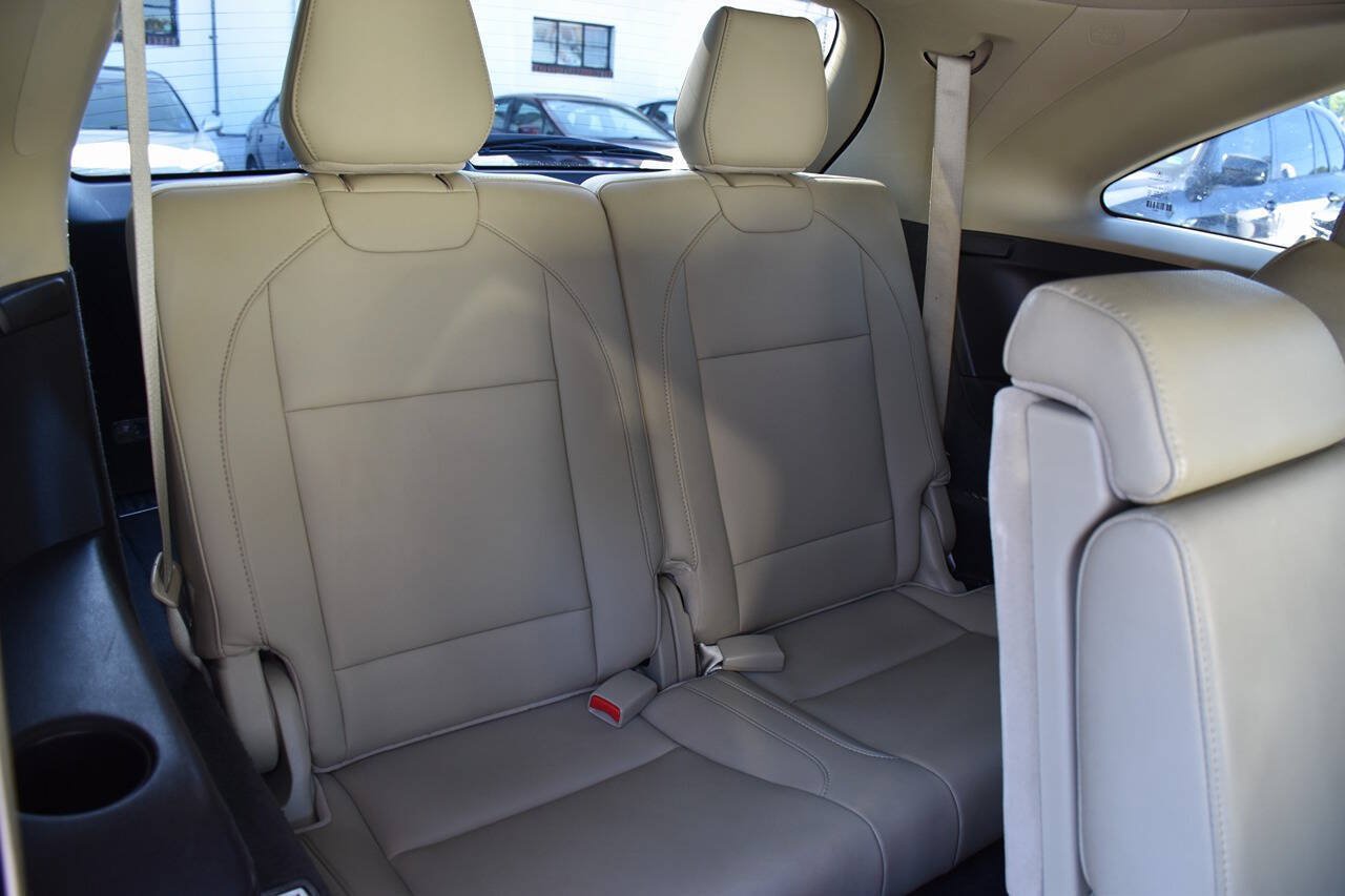 Used 2016 Acura MDX SH-AWD image 16