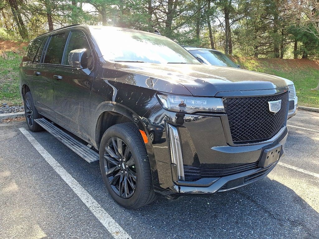 Certified 2023 Cadillac Escalade ESV Sport Platinum AWD/4WD image 3