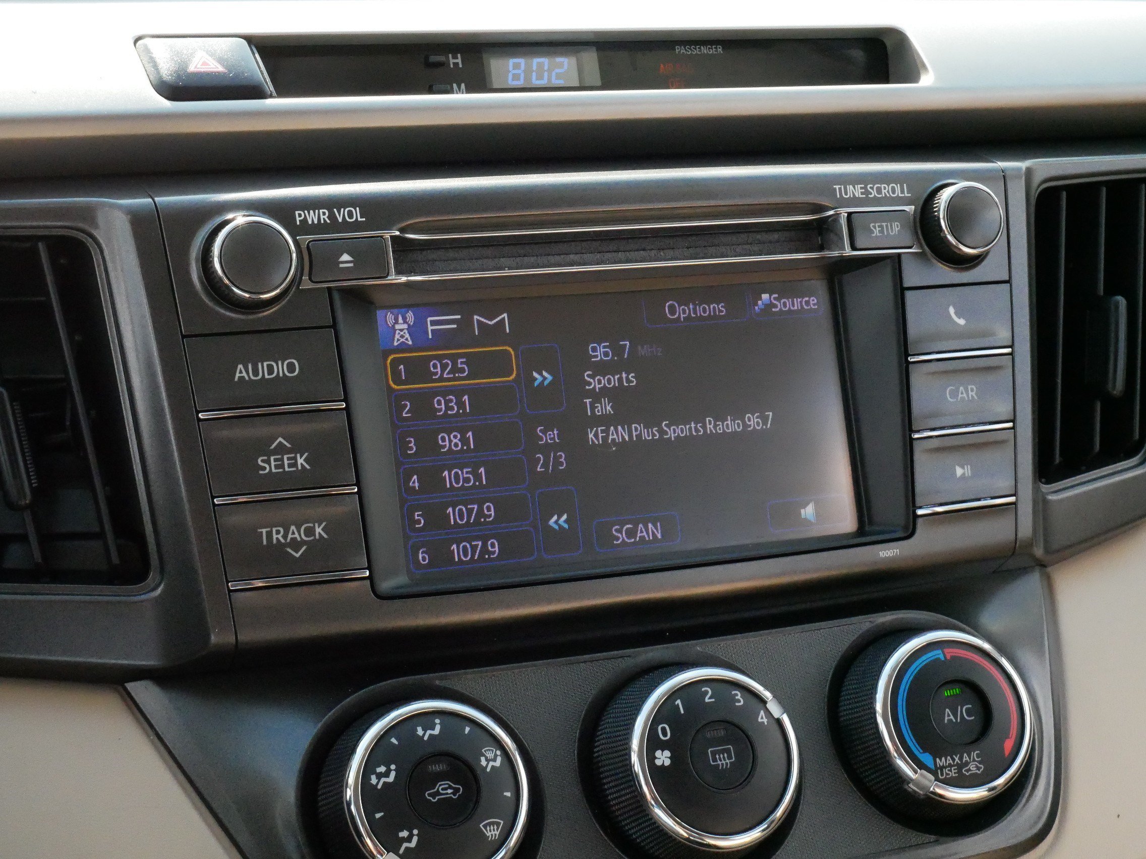 Used 2013 Toyota RAV4 LE AWD/4WD image 22