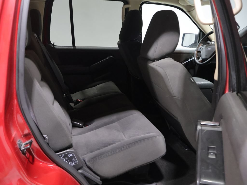 Used 2010 Ford Explorer XLT AWD/4WD image 22