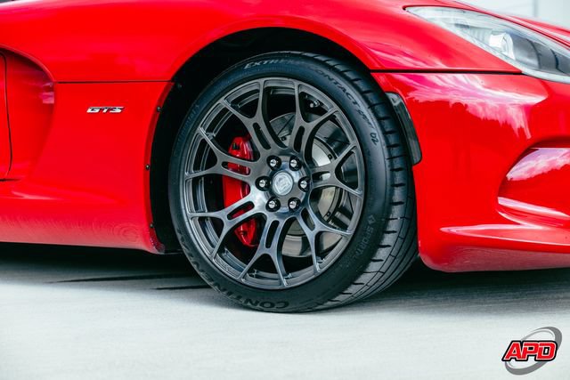 Used 2014 SRT Viper GTS w/ GTS Laguna Interior Package RWD image 48