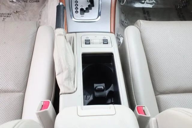 Used 2005 Subaru Outback 3.0R L.L. Bean image 30