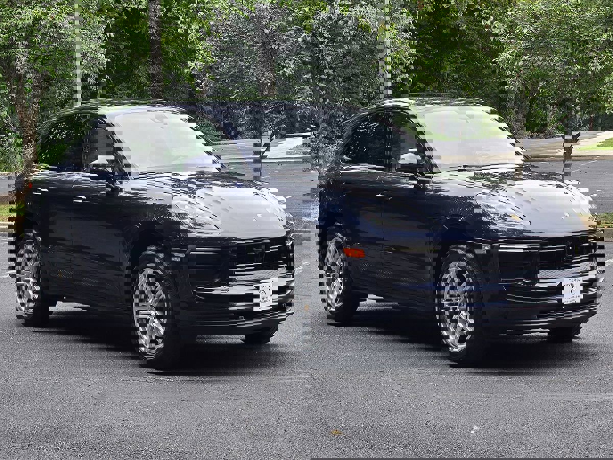 Used 2023 Porsche Macan image 8