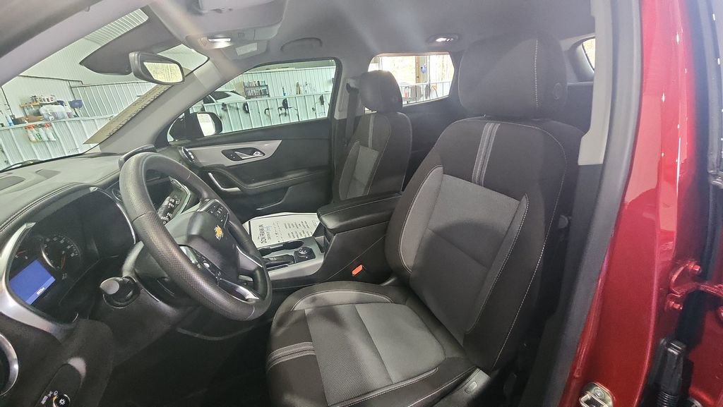 Used 2023 Chevrolet Blazer LT w/ Convenience Package image 15