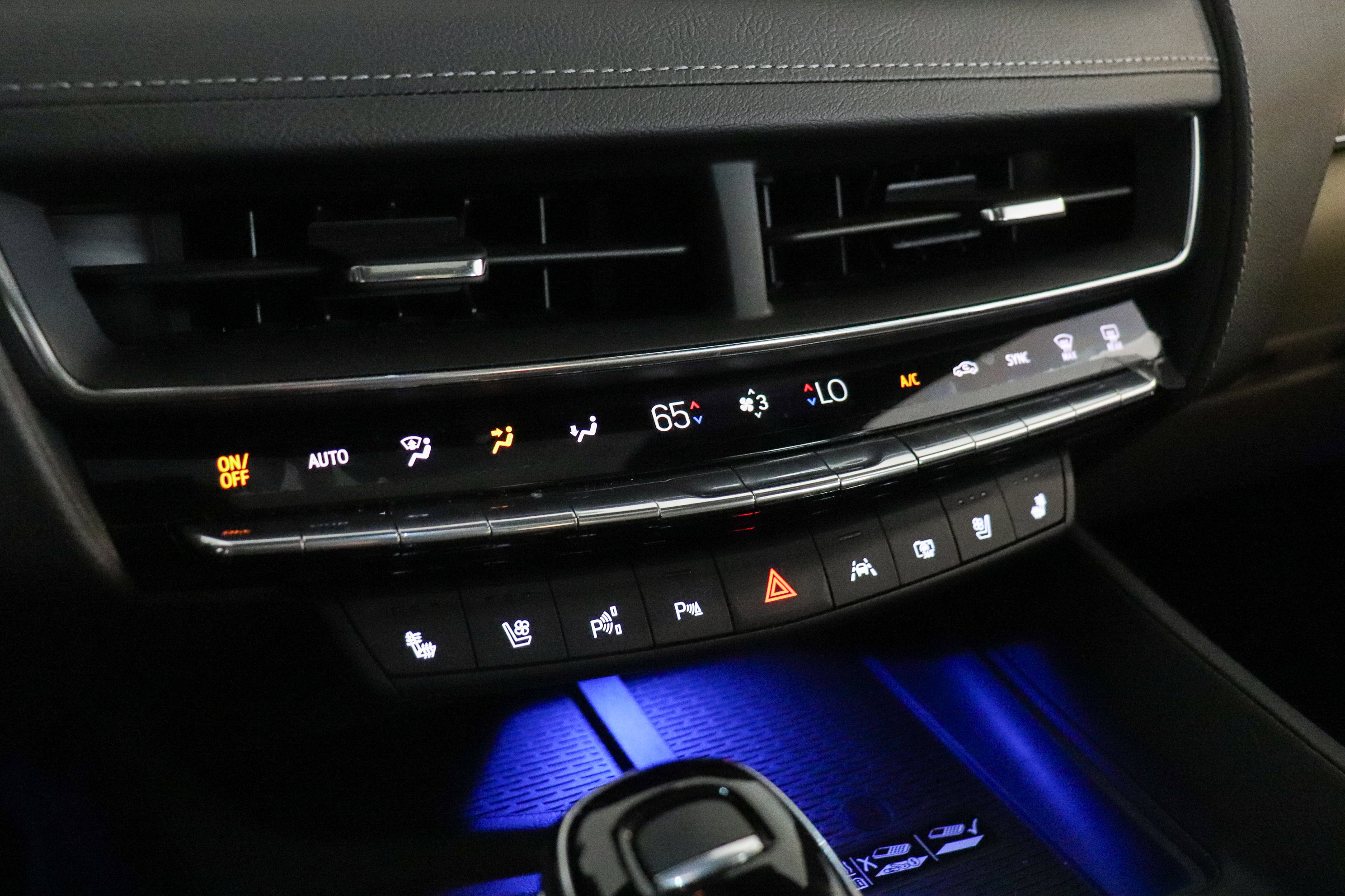 Used 2026 Cadillac CT5 Premium Luxury w/ Sun And Sound Package image 28