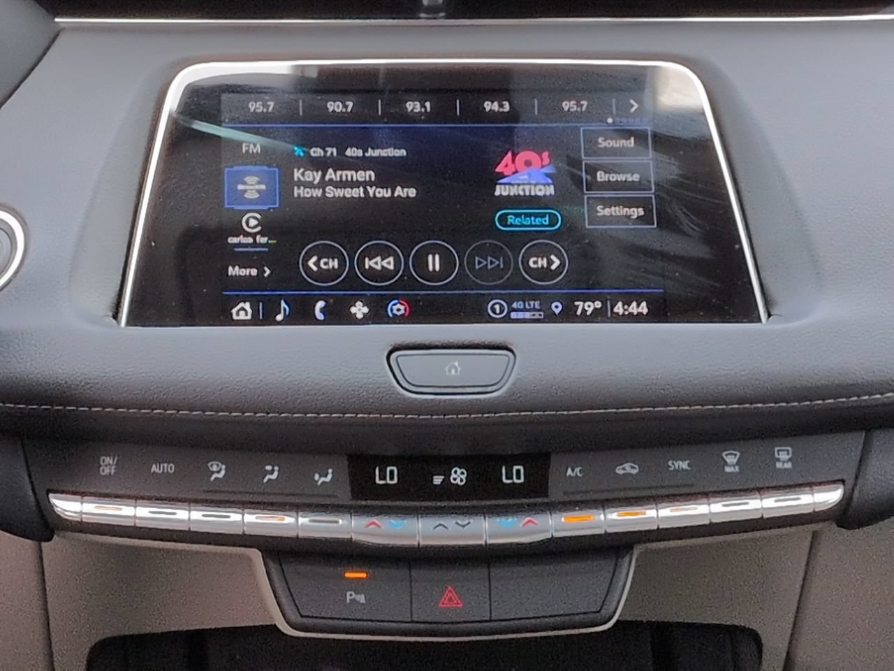 Used 2023 Cadillac XT4 Luxury FWD image 18