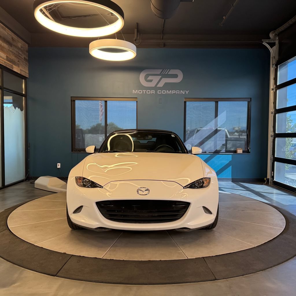 Used 2021 MAZDA MX-5 Miata Grand Touring RWD image 8
