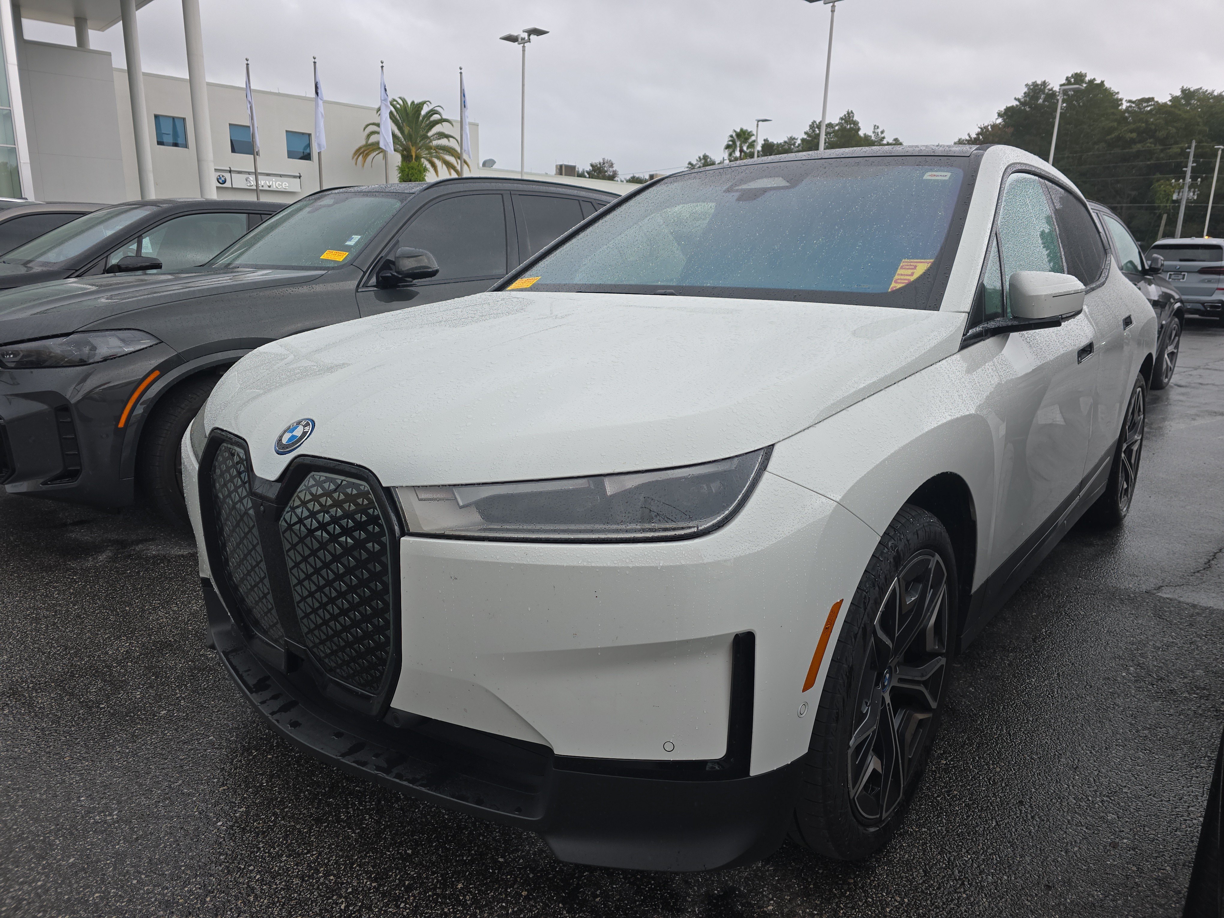 Certified 2024 BMW iX xDrive50 w/ Convenience Package AWD/4WD image 3