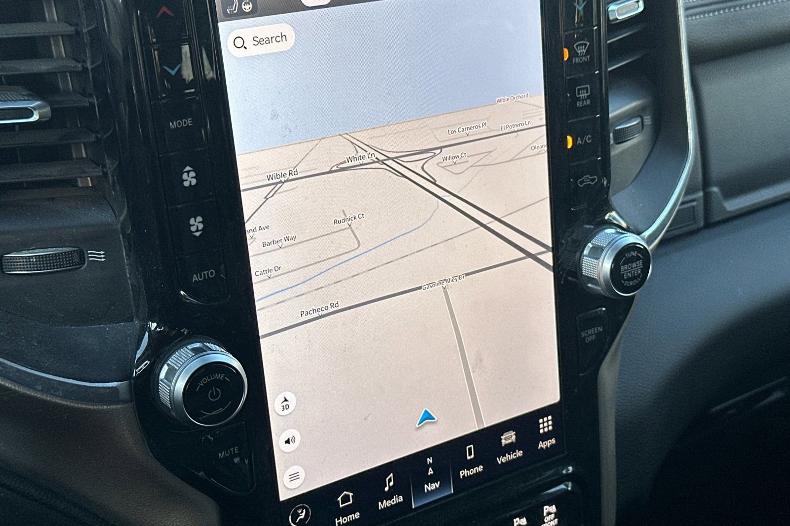 Used 2024 RAM 2500 Laramie image 19