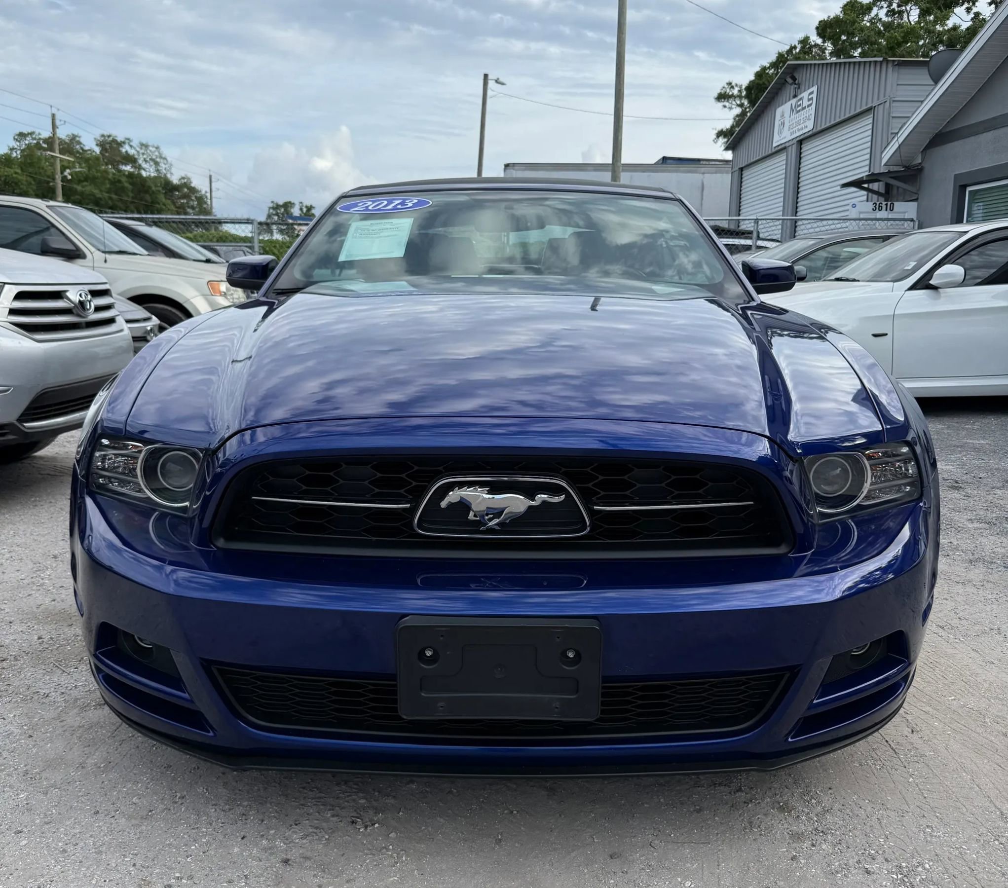 Used 2013 Ford Mustang Premium RWD image 3