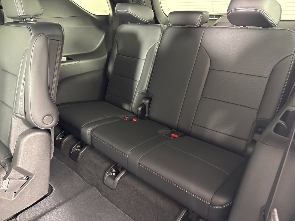 New 2025 Chevrolet Traverse LT w/ Enhanced Driving Package image 32