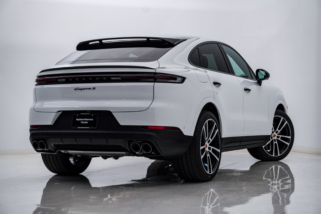 New 2026 Porsche Cayenne S AWD/4WD image 11