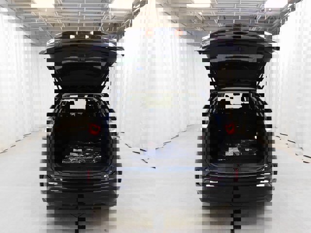 Used 2024 Ford Edge SE w/ Black Appearance Package image 14