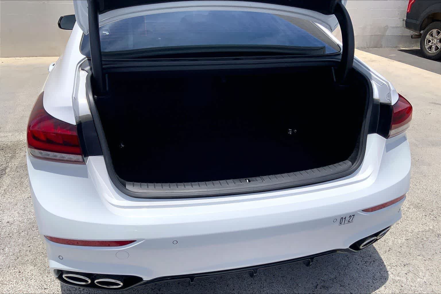 Used 2018 Genesis G80 3.3T Sport RWD image 18