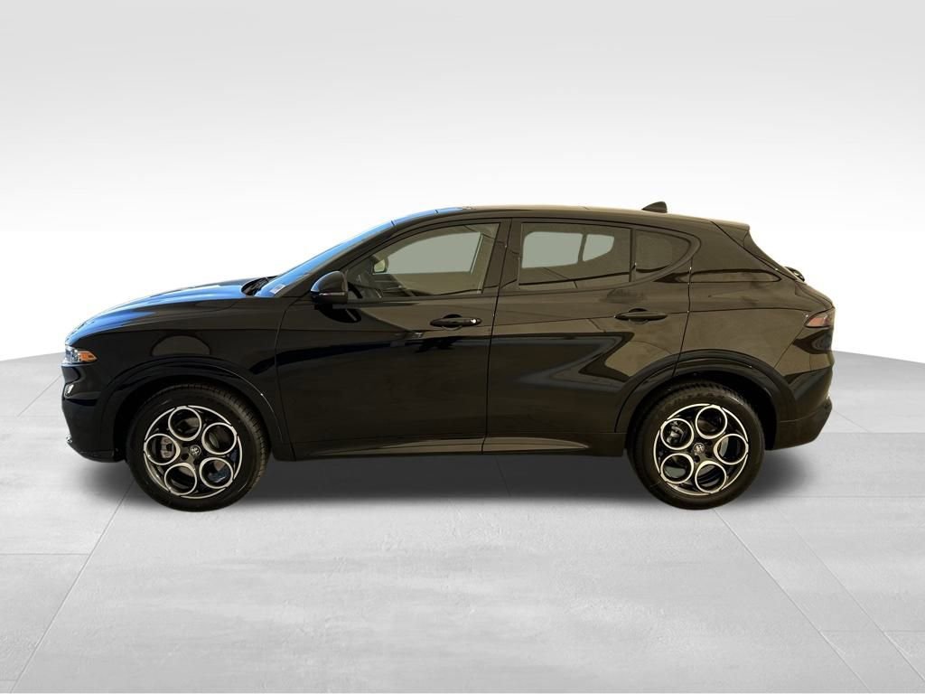 New 2025 Alfa Romeo Tonale AWD/4WD image 21