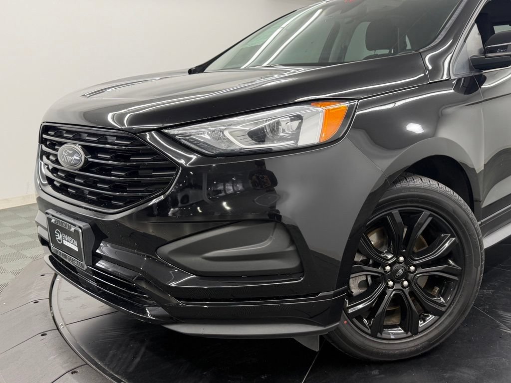 Used 2023 Ford Edge SE w/ Black Appearance Package AWD/4WD image 4
