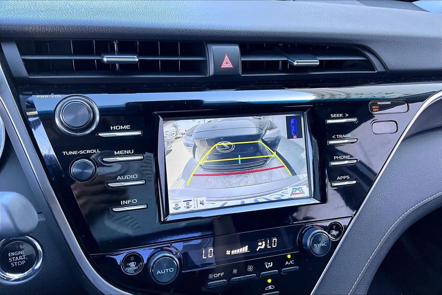 Used 2018 Toyota Camry XSE FWD image 26