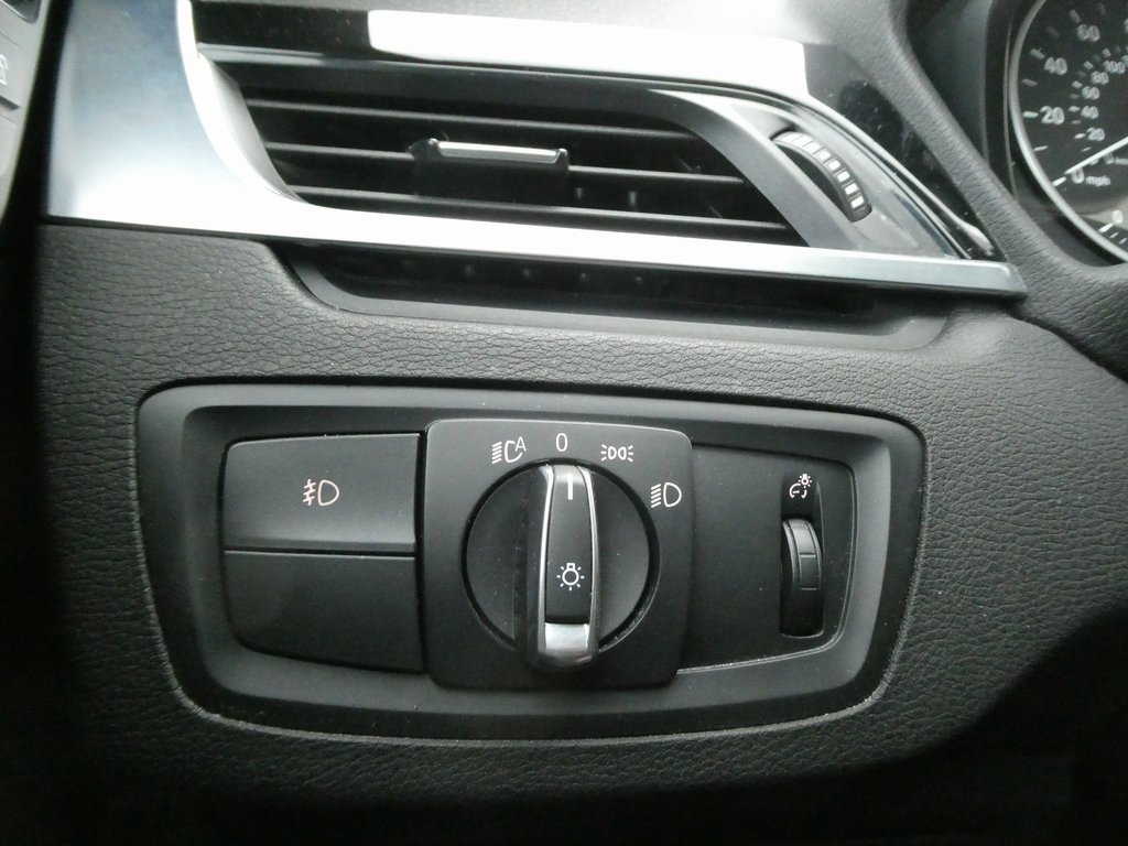 Used 2018 BMW X1 xDrive28i image 11