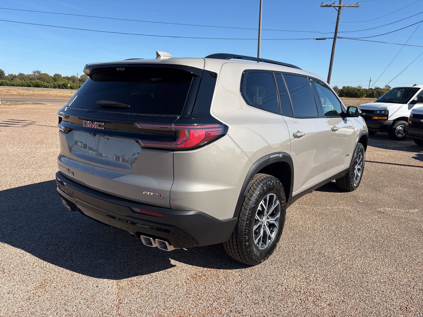 New 2026 GMC Acadia AT4 image 5