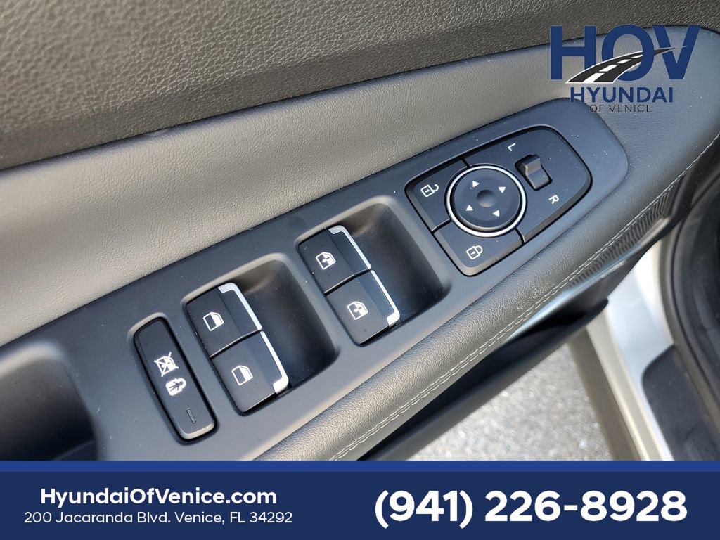 Certified 2020 Hyundai Santa Fe SEL image 32