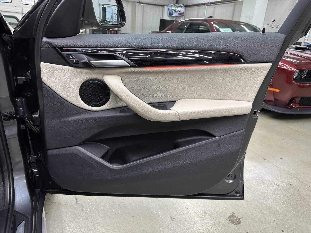 Used 2021 BMW X1 xDrive28i w/ Convenience Package image 16